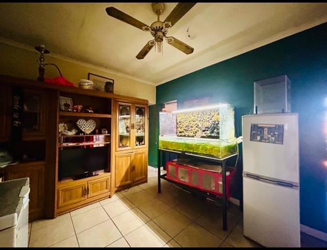 3 BEDROOM HOUSE FOR SALE IN VANDERBIJLPARK CE 5